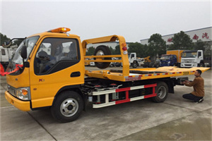 余姚哪里有拖车服务